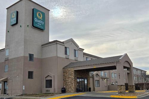 Inn Kansas City International Airport 