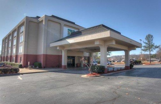 Quality Inn & Suites North Little Rock