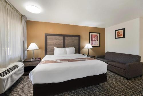 Quality Inn 