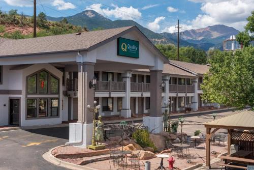 Econo Lodge Inn 
