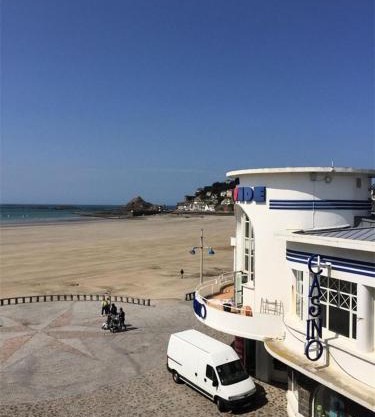 Résidence Les Bains Pièces Pour Personnes 