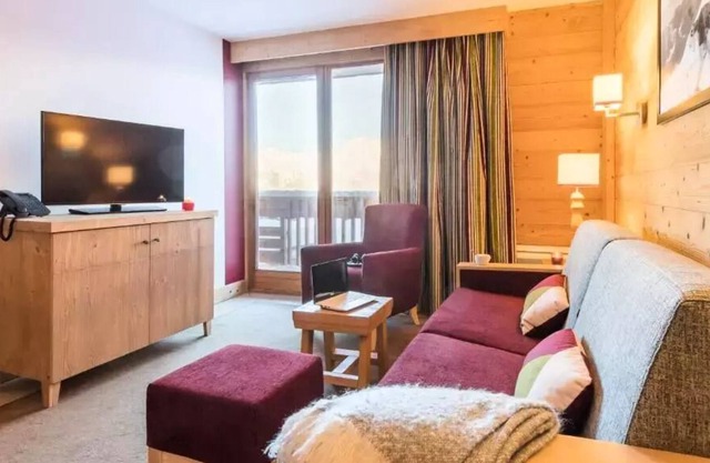 Pierre Vacances Residence Les Chalets Du Forum People 