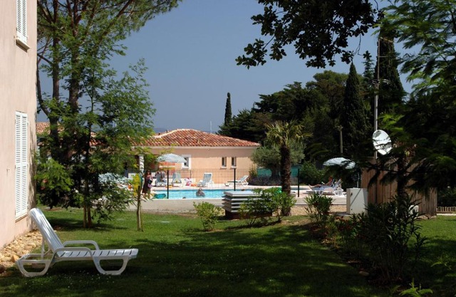 Prestige Residence Odalys Le Clos Bonaventure People 