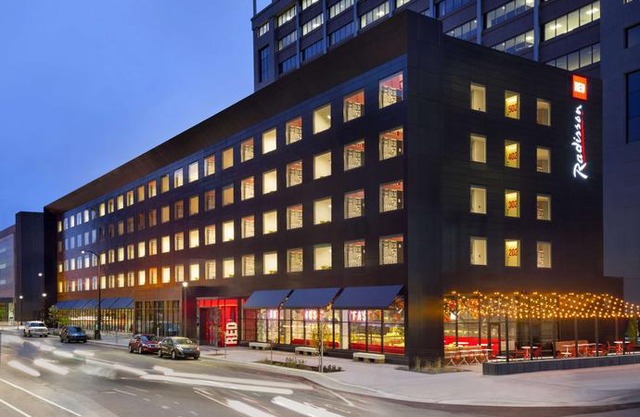 Radisson RED Minneapolis Downtown