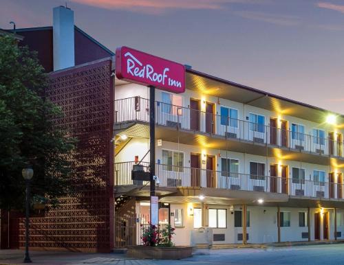 Red Roof Inn York Downtown 