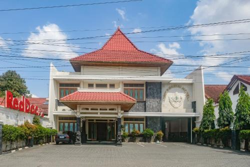 Reddoorz Xt Square 