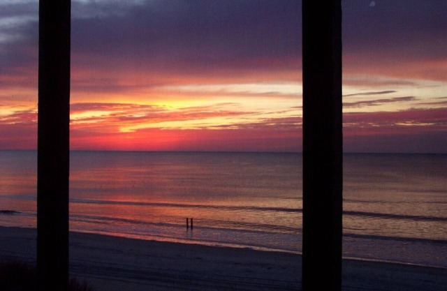 "REDUCED SUMMER RATES", OCEANFRONT, BEST VIEW ON THE BEACH, NORTH MYRTLE!