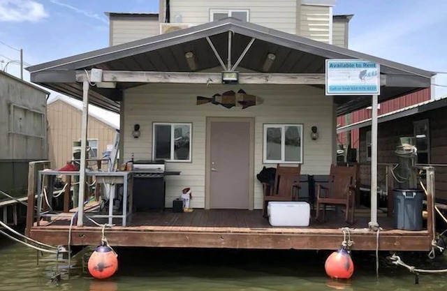 Reel Therapy Venice Marina B Dock 