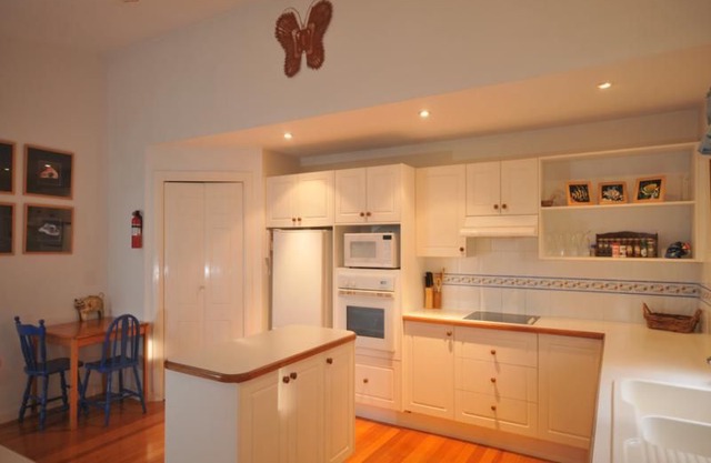 Rendezvous at Macs Beach