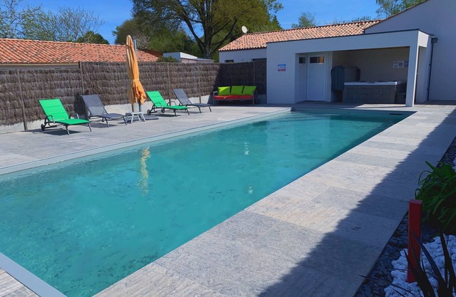 Gite La Garnache Persons 