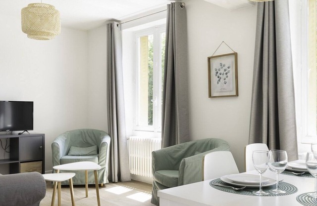 Renovated, spacious, comfortable apartment