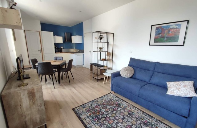 Renovated studio in the heart of downtown PERROS-GUIREC