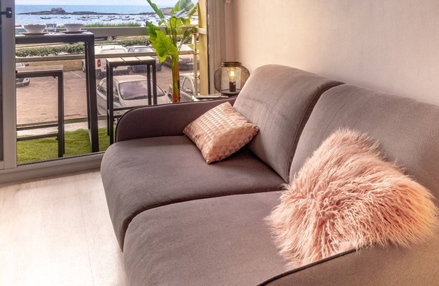 Villa Ploemeur Persons 