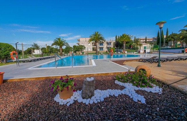 Rescator Resort 211 - One Bedroom Apartment, Sleeps 4