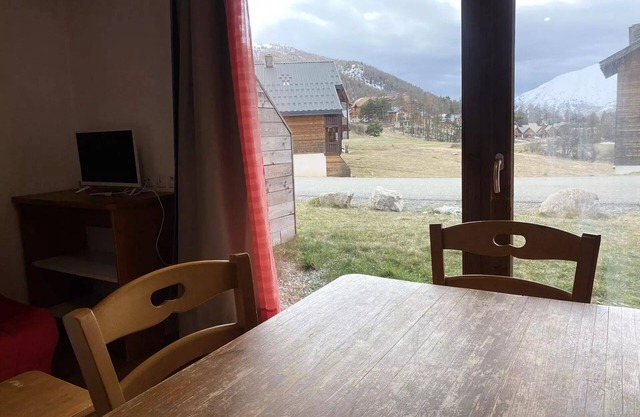 La Crête Du Berger Pièces Pour Personnes 