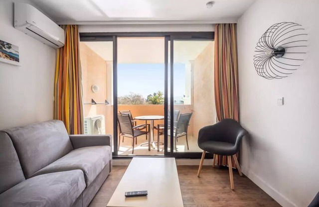 Résidence Les Grimaud Maeva Individuals People Comfort 