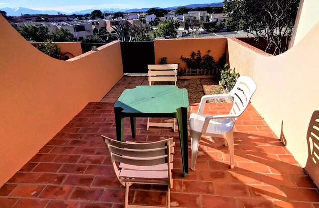 Résidence Maisons La Mer Pour Personnes 