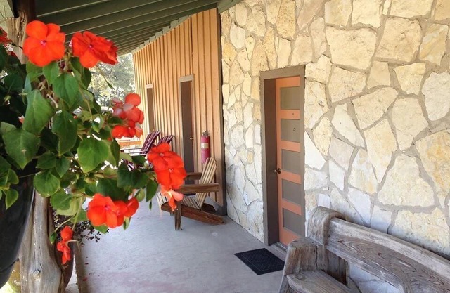 Restful Inn Room for 2