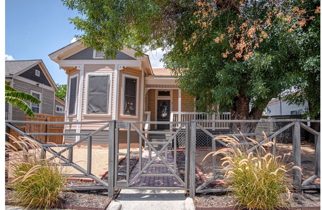 Restored Historic 2BR/1.5BA House Near Downtown