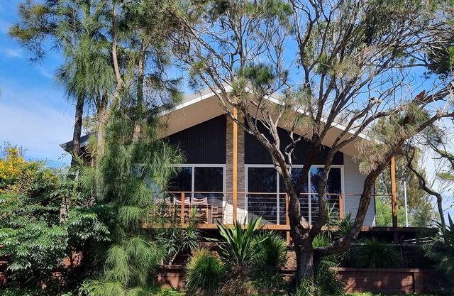 Ritchy at Manyana is a newly built, stylish open plan modern beach house