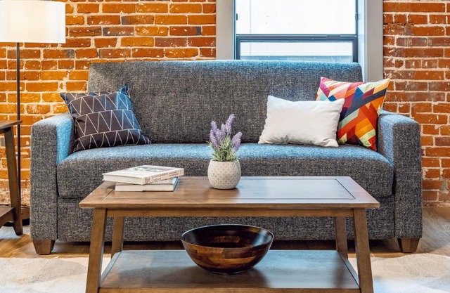 Riverfront Park Travel Apartments