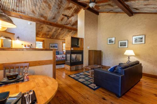 Riverside Cottage #21