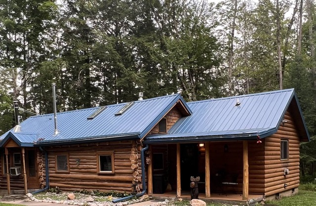 Retreat Dock Yard Fire Pit 