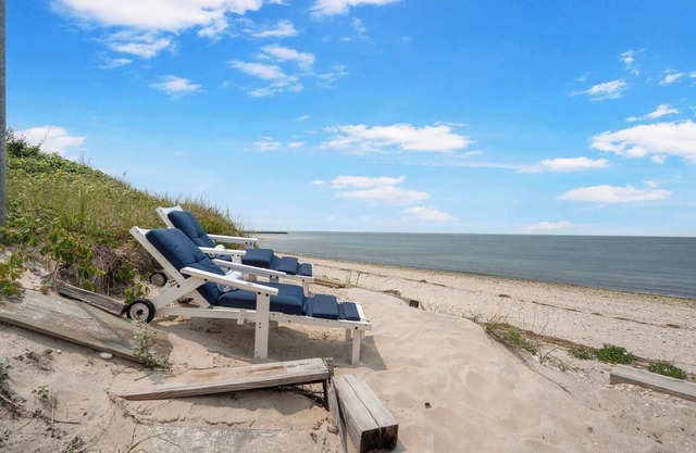 Beach Vineyards Farms North Fork 