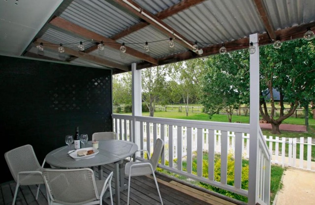 Sahara Trails Cabin 3 WiFi Air Conditioning Horse Riding and much more