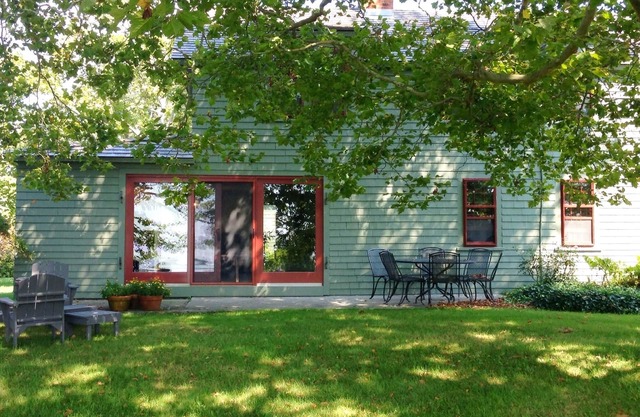 Sakonnet Point Water Cottage Beach 