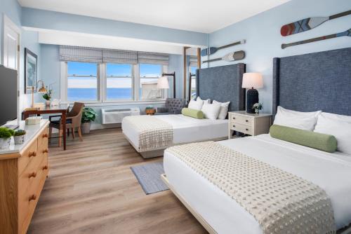 Sea Crest Beach Hotel 