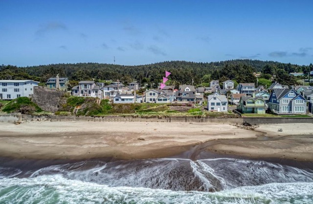 Sea Escape Lincoln City 