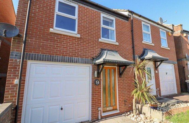 Sea Pebbles Weymouth 