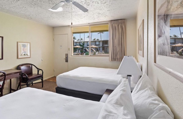 Seaside Gem! 4 Pet-Friendly Units, Minutes to Maui Tropical Plantation!