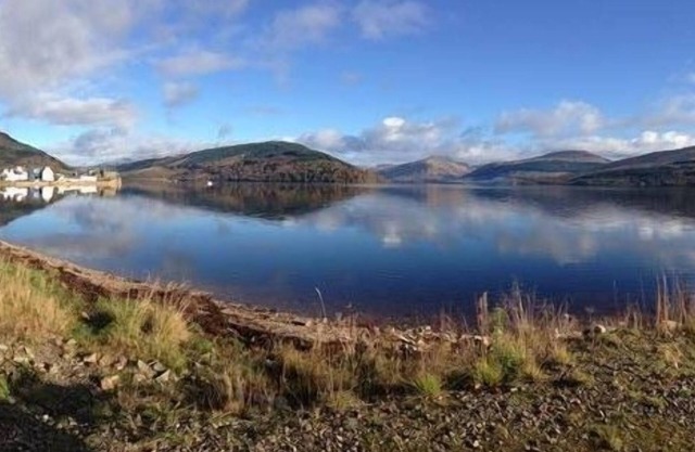 Cottage Distance Of Town Centre 