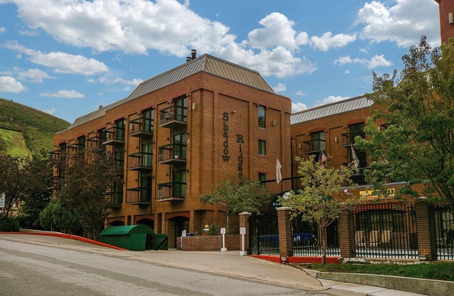 Shadow Ridge by All Seasons Resort Lodging