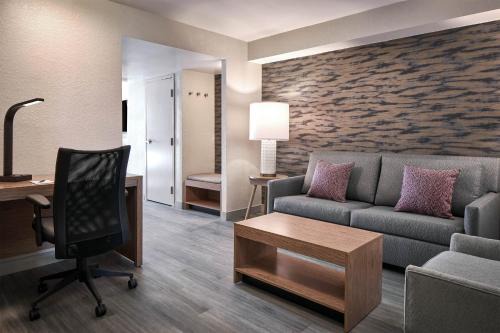 Sheraton Richmond Airport Hotel 