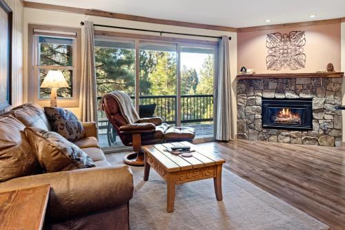 Ski House 118 - Meredith Lodging