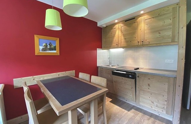 La Tania Pièces Personnes 