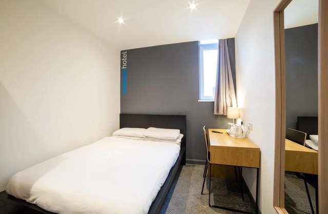 Snooze Hotel Corby