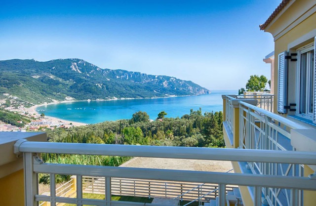 Sofia Panorama Meerblick Über Die Gesamte Bucht Von Agios Georgios Pagi 