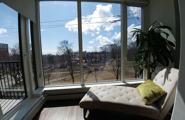 SOHO Flat - South End Halifax