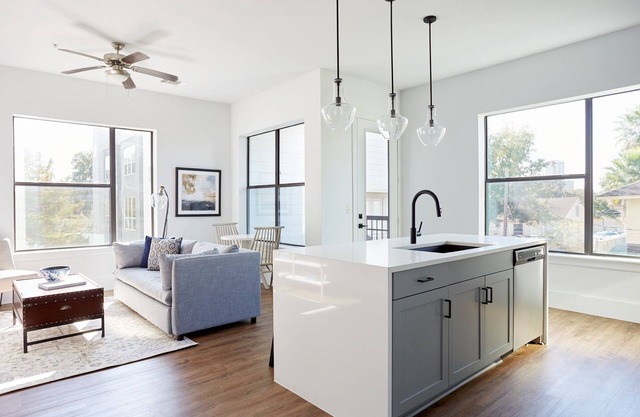 Sonder The Hampstead | Superior Two-Bedroom Apartment w/ Balcony