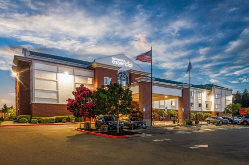 Hampton Inn Suites Valley 