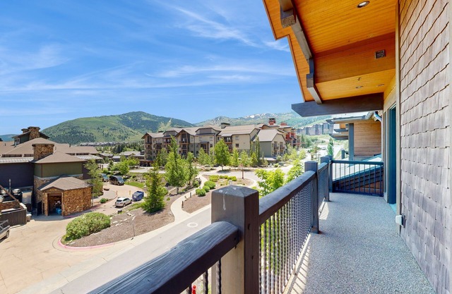 Sophisticated Mountain-View Condo | Hot Tub, Heated Pool | Walk to Gondola