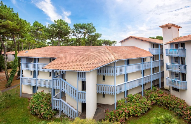 Sowell Family Pignada Plage