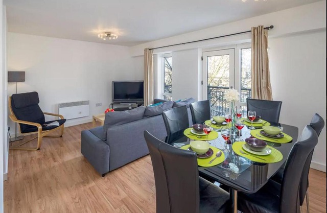 Spacious 2 Bed Apartment Whitechapel