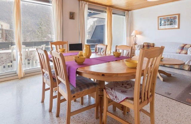 Spacious 4-Room Apartment for 7 in Serre-Chevalier, Chantemerle - Balcony & Parking Included