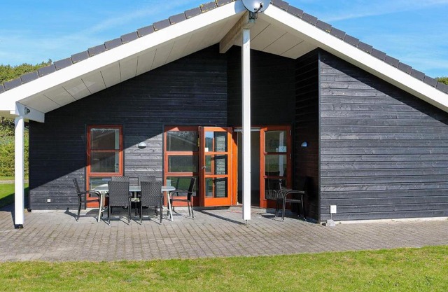 Spacious Holiday Home in Storvorde Jutland with Sauna