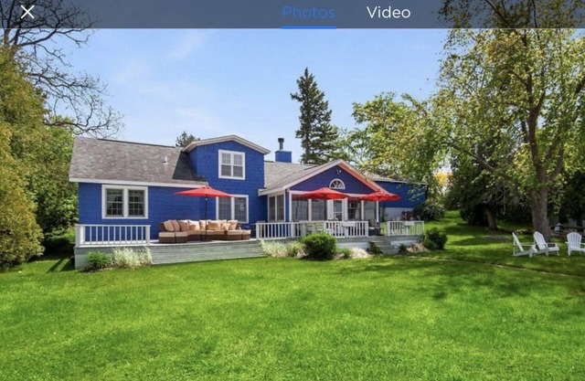 Spacious Lakefront Cottage In Bear Lake M